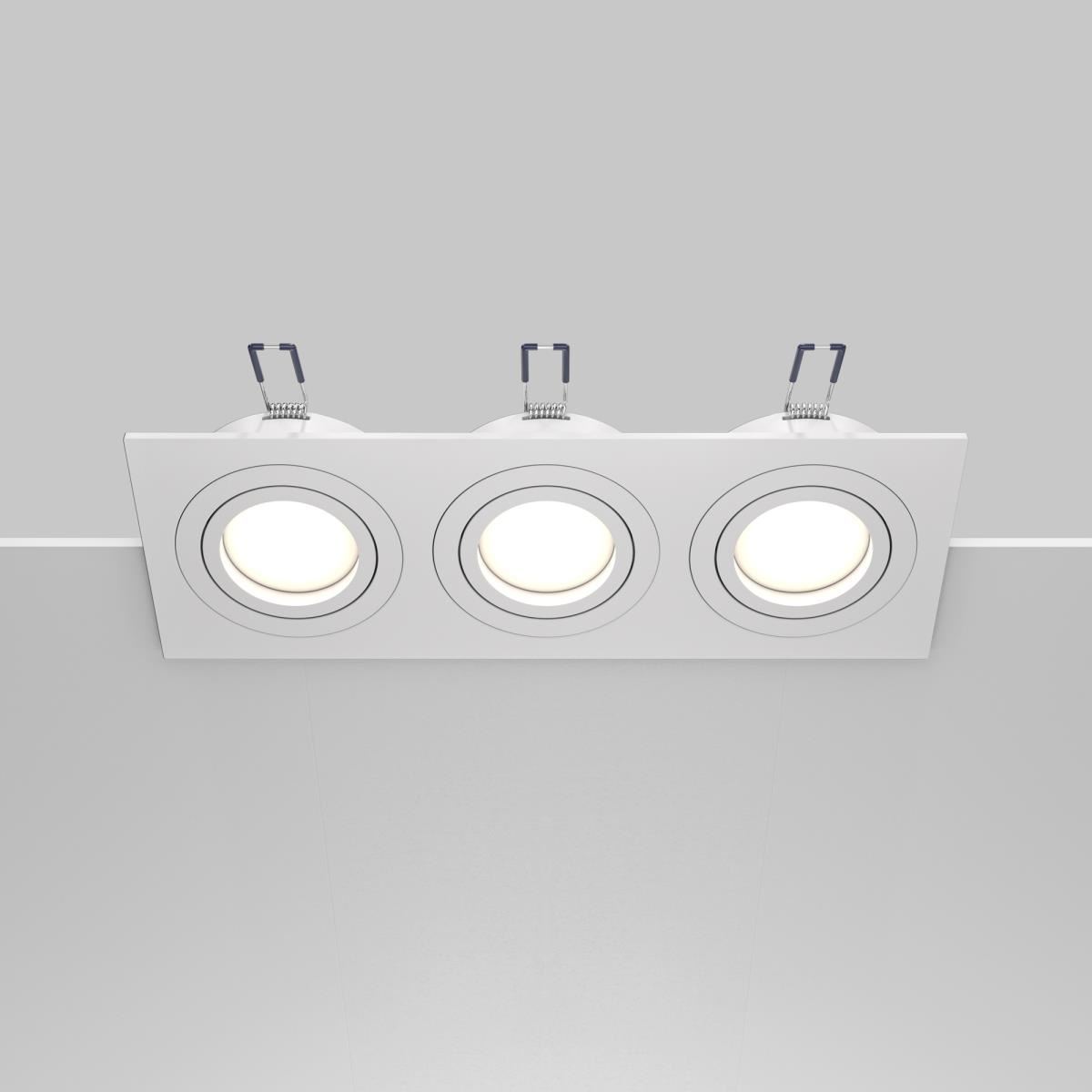 Встраиваемый светильник Atom GU10 3x10Вт / Maytoni DL024-2-03W Встраиваемый светильник Atom GU10 3x10Вт / Maytoni DL024-2-03W