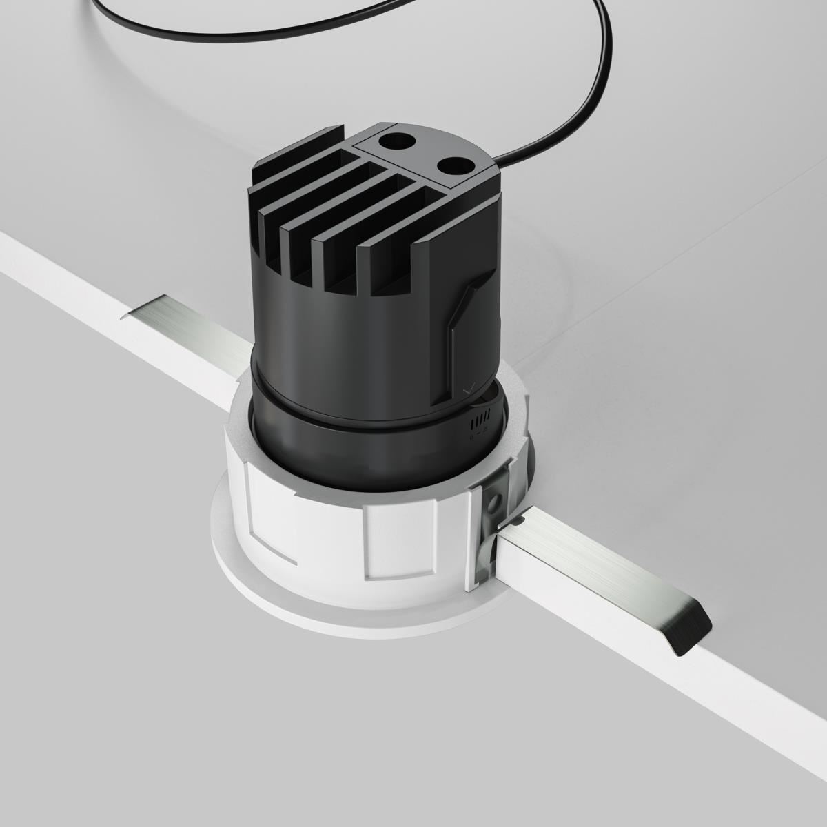 Встраиваемый светильник Wise 3000K 7W 36° / Maytoni DL057-7W3K-W Встраиваемый светильник Wise 3000K 7W 36° / Maytoni DL057-7W3K-W