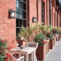 Настенный светильник (бра) Maytoni Salamanca O031WL-01BR