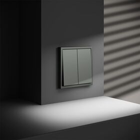 Проходной переключатель двухклавишный S70 (титан) / Voltum VLS020306