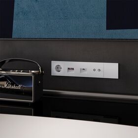 Заглушка с суппортом S70 (белый матовый) / Voltum VLS080102