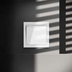 Выключатель карточный S70 (белый глянцевый) / Voltum VLS010701