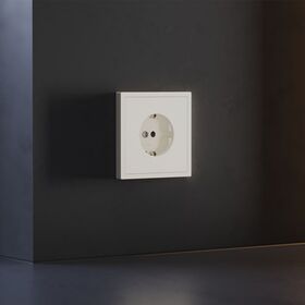 Накладка для розетки с заземлением и защитными шторками S70 (хлопок) / Voltum VLS000713