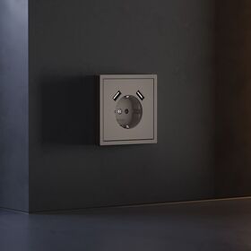 Накладка для розетки с заземлением и защитными шторками, с USB A+A S70 (капучино) / Voltum VLS000914