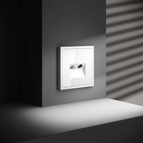 Розетка телевизионная TV+RJ45 кат. 6 S70 (белый глянцевый) / Voltum VLS060701