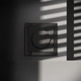 Светорегулятор поворотно-нажимной 600 Вт S70 (черный матовый) / Voltum VLS070308