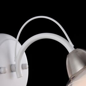 Настенный светильник (бра) Freya Nikki FR5052-WL-01-W