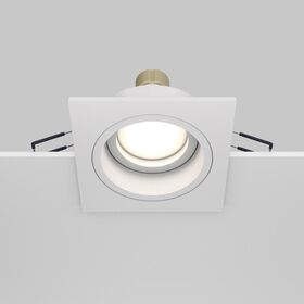 Встраиваемый светильник Atom GU10 10Вт / Maytoni DL026-2-01W