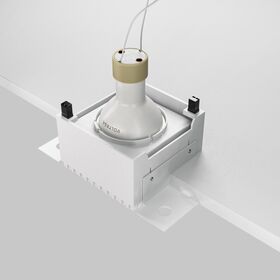 Встраиваемый светильник Share GU10 1x10Вт / Maytoni DL051-01-GU10-SQ-W