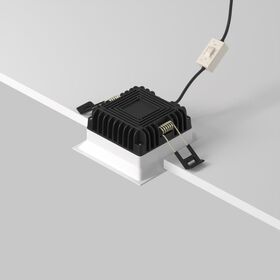 Встраиваемый светильник Okno 3000-4000-6000K 8Вт IP 44 / Maytoni DL056-8W3-4-6K-W