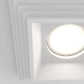 Встраиваемый светильник Gyps Modern GU10 10Вт / Maytoni DL005-1-01-W