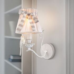 Настенный светильник (бра) Maytoni Bird ARM013-01-W