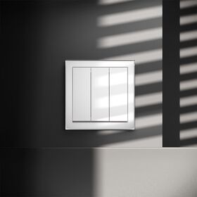 Выключатель трехклавишный S70 (белый глянцевый) / Voltum VLS030101