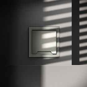 Розетка с заземлением, защитными шторками и крышкой S70 (сталь) / Voltum VLS040305