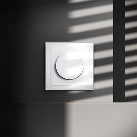 Светорегулятор поворотно-нажимной 600 Вт S70 (белый глянцевый) / Voltum VLS070301