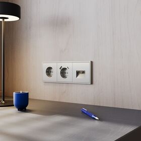 Розетка с заземлением S70 (шелк) / Voltum VLS040104