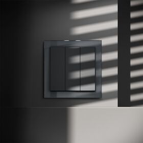 Выключатель трехклавишный S70 (графит) / Voltum VLS030107