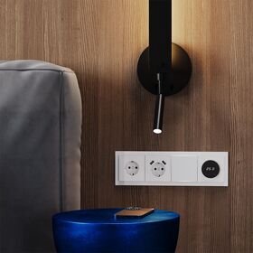 Розетка с заземлением и защитными шторками с USB A+A S70 (белый матовый) / Voltum VLS040402