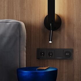 Розетка с заземлением и защитными шторками с USB A+A S70 (черный матовый) / Voltum VLS040408