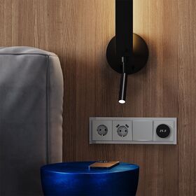 Рамка стеклянная на 4 поста S70 (сталь, стекло) / Voltum VLS110405