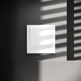 Выключатель одноклавишный с подсветкой S70 (белый матовый) / Voltum VLS010202