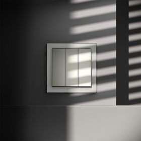 Выключатель трехклавишный S70 (сталь) / Voltum VLS030105